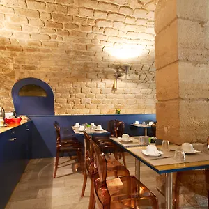 Otel Trianon Gare De Lyon, Paris