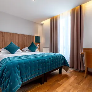 Otel De Bellevue Gare Du Nord, Paris