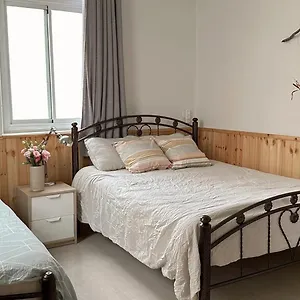 Dream House Art Garden And Terrace אכסניה