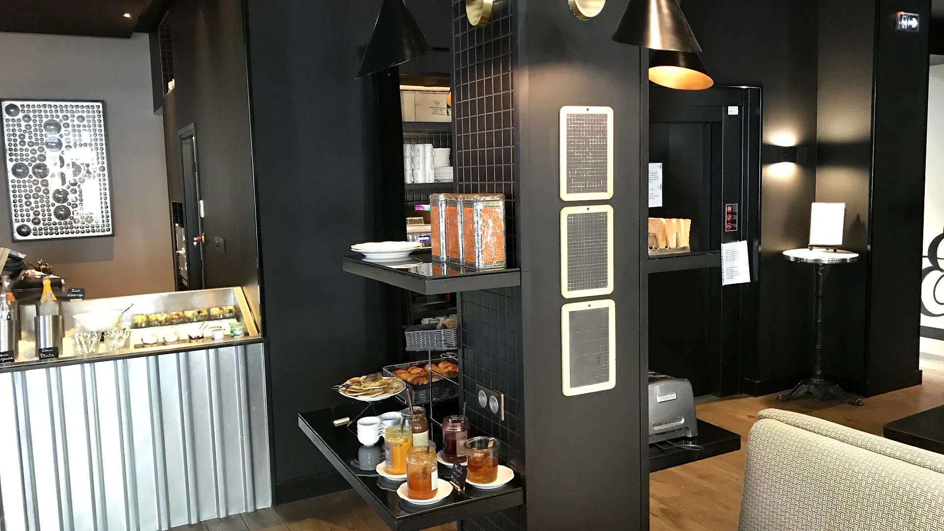 Hotel Eugène en Ville Parigi Francia